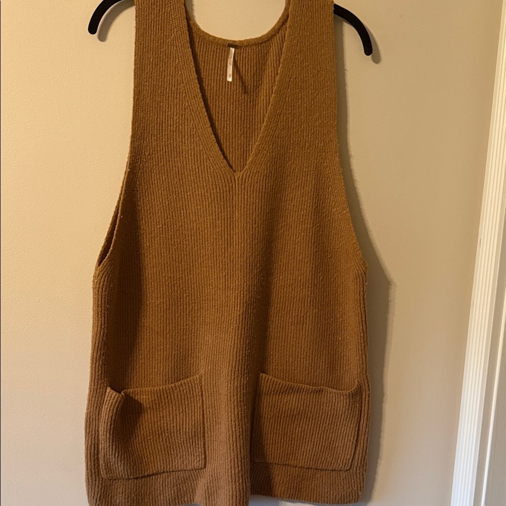 Free People Camel Sleeveless V-Neck Pocket Sweater Vest